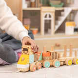 Classic World - Pull Along Train